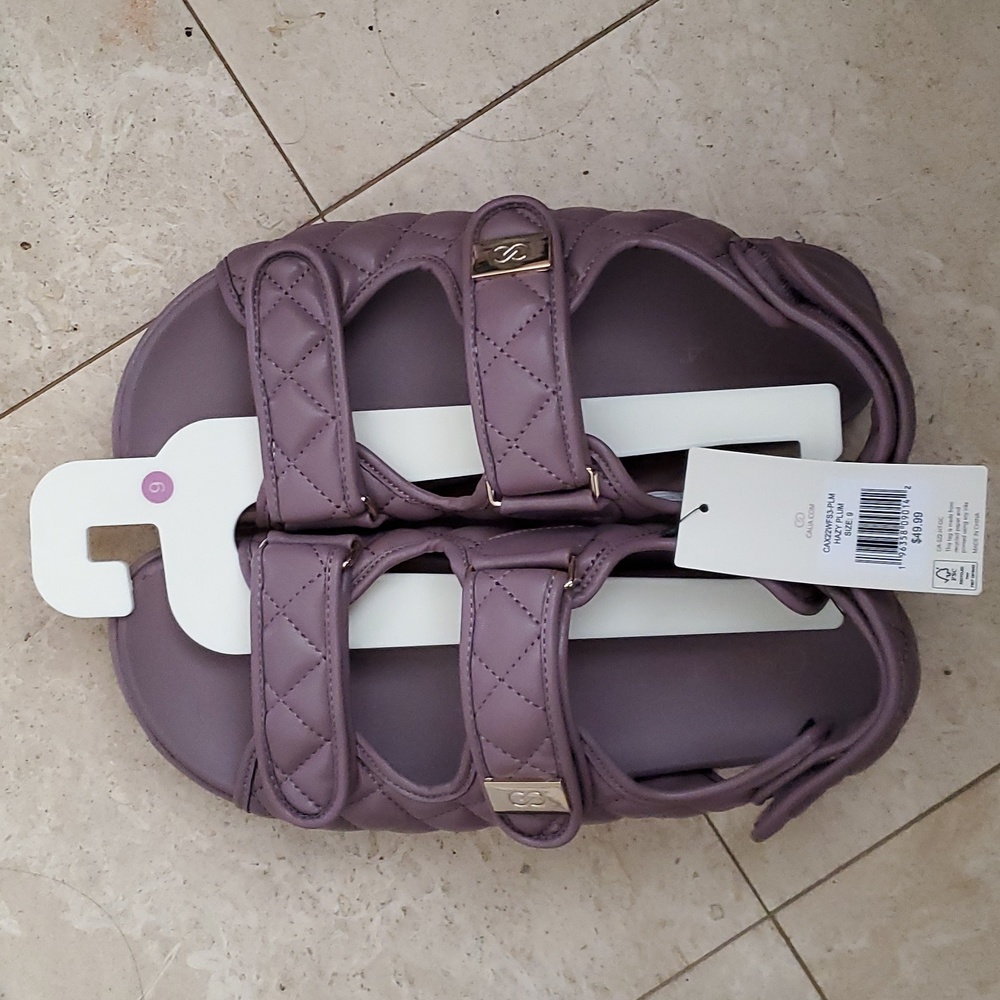 Calia quilted sandals in plum in 9